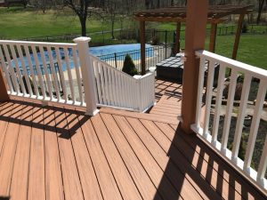 Coopersburg Trex Transcends deck job with vinyl T-railing